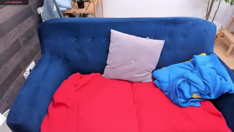 Lexi online show from February 12, 1:06 pm