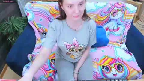 Lexi online show from June 18, 6:35 am