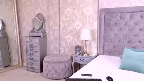 Snapshot of lexiriley chatting on March 5, 9:05 am Lexi Riley online show from March 5, 9:05 am