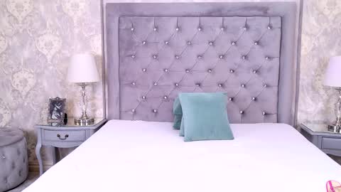 Snapshot of lexiriley chatting on October 1, 5:46 am Lexi Riley online show from October 1, 5:46 am