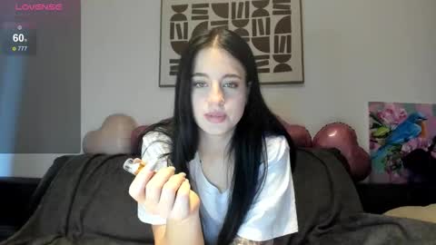 Snapshot of lexisinnn chatting on November 27, 8:16 am Lexi online show from November 27, 8:16 am