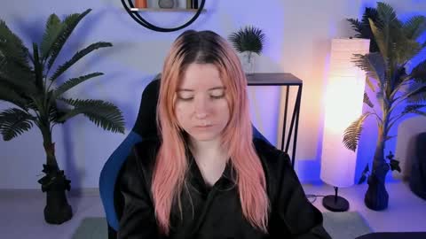 Lexi Wenford NO NUDE GODDESS online show from January 27, 3:04 am