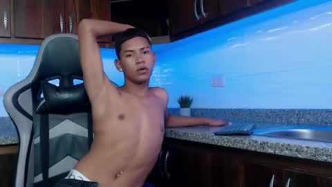 LexSin17 online show from May 1, 7:40 pm