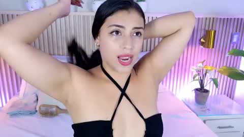 Snapshot of lexxi_gb chatting on July 1, 9:03 pm lexxi_gb online show from July 1, 9:03 pm