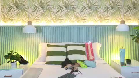 Snapshot of lexxi_gb chatting on July 30, 8:52 pm lexxi_gb online show from July 30, 8:52 pm