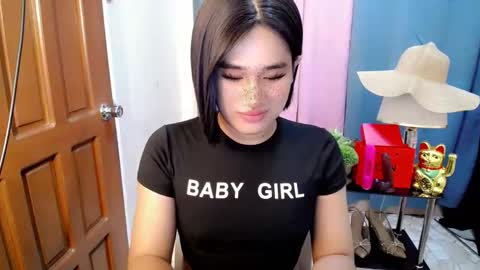 Snapshot of lexy_babexxx chatting on June 8, 5:52 am lexy_babexxx online show from June 8, 5:52 am