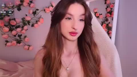 Lexy  online show from August 4, 8:55 pm