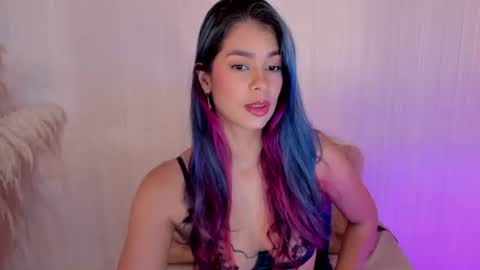 Snapshot of lexy_fox2 chatting on June 26, 1:43 am Lexy online show from June 26, 1:43 am