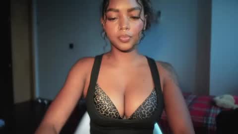 Snapshot of lexy_squirt_queen chatting on July 17, 9:38 am LEXY - Independent account online show from July 17, 9:38 am
