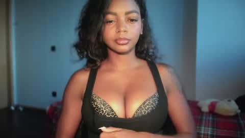 Snapshot of lexy_squirt_queen chatting on July 31, 9:09 am LEXY - Independent account online show from July 31, 9:09 am