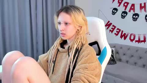 Lexy online show from October 27, 11:25 am