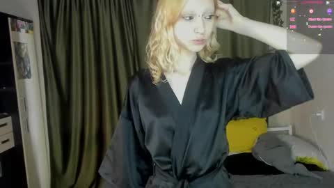 Snapshot of lexy_woorhez chatting on May 27, 11:18 am Lexy online show from May 27, 11:18 am