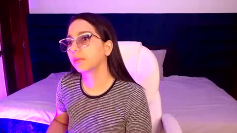 lexyblaze_ online show from July 9, 11:14 am