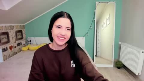 lexyswett online show from January 3, 10:20 am