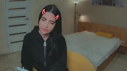 lexyswett online show from January 22, 5:06 pm