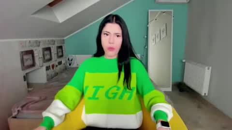 lexyswett online show from February 11, 8:10 pm