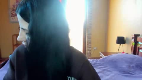 lexyswett online show from October 21, 7:20 am