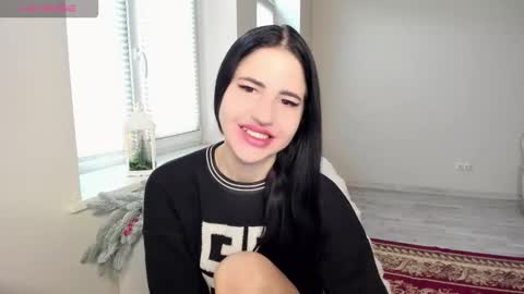 lexyswett online show from December 4, 8:01 am