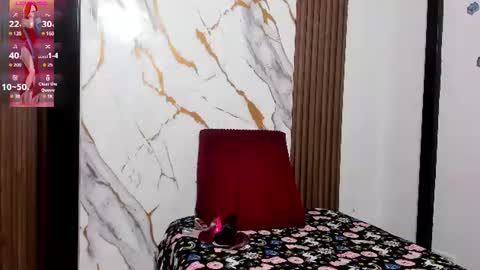 lexyy24_ online show from June 25, 7:57 am
