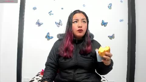 lexyy24_ online show from July 9, 9:57 am