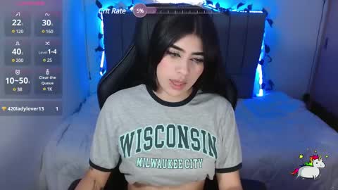 Snapshot of leyla_sans chatting on January 5, 1:13 am Leyla online show from January 5, 1:13 am