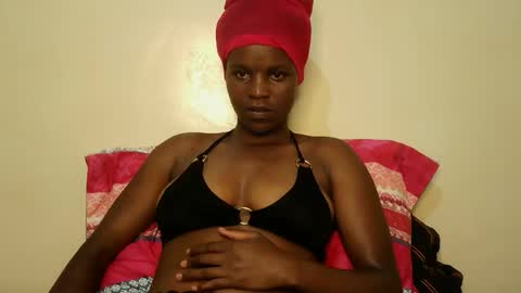 leylacuty13 online show from March 7, 7:55 pm