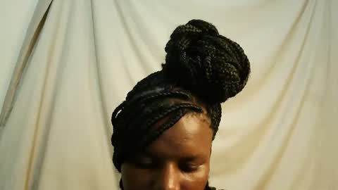 leylacuty13 online show from March 10, 9:09 pm