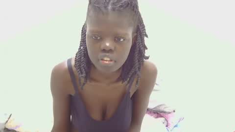 laylani69 online show from July 6, 8:44 am