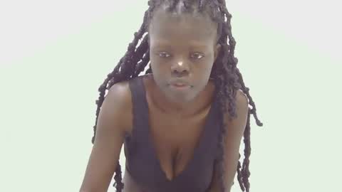 laylani69 online show from July 27, 5:47 am