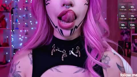 LEA online show from February 19, 3:19 pm