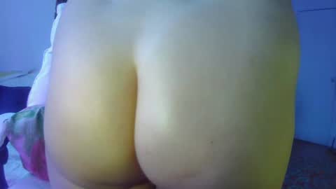 Snapshot of leysun7777 chatting on February 6, 9:43 am Leysun7 online show from February 6, 9:43 am