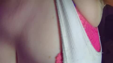 Snapshot of leysun7777 chatting on November 25, 4:01 am Leysun7 online show from November 25, 4:01 am