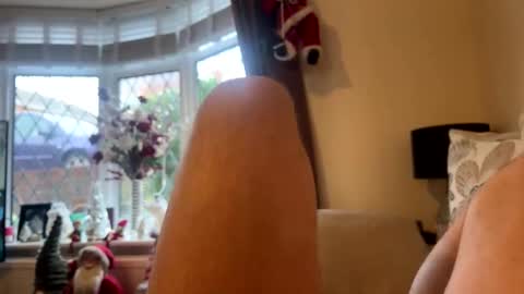 Snapshot of leyton66 chatting on December 17, 11:27 am leyton66 online show from December 17, 11:27 am