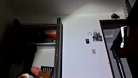 lezerae45791709 online show from September 19, 11:22 am