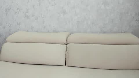 LEANNAA online show from February 15, 5:37 am