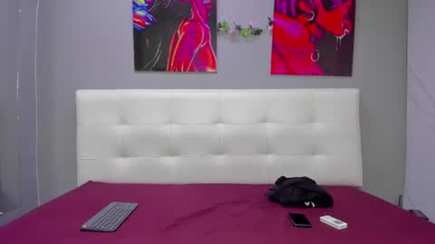 Snapshot of lia78couple chatting on July 20, 8:11 pm lia78couple online show from July 20, 8:11 pm