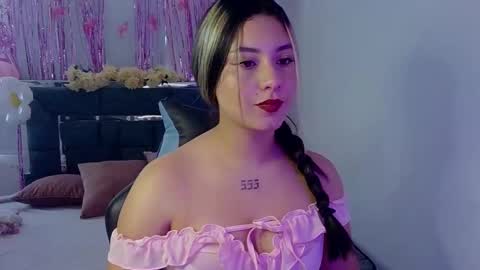 Snapshot of lia_14_ chatting on October 1, 1:17 pm Lia online show from October 1, 1:17 pm