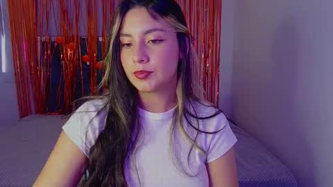 Snapshot of lia_14_ chatting on November 1, 8:22 pm Lia online show from November 1, 8:22 pm