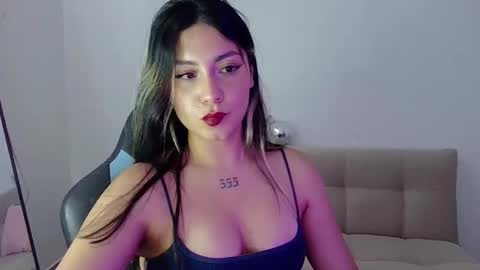 Lia  online show from March 20, 7:30 pm