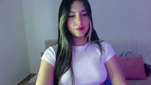 Lia  online show from May 1, 10:36 pm