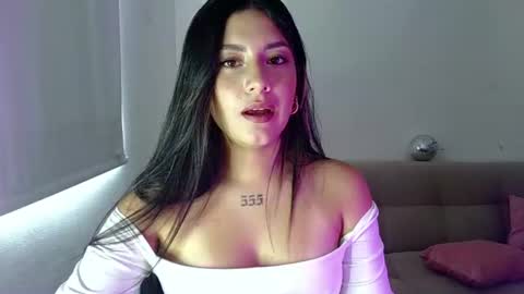 Snapshot of lia_14_ chatting on July 29, 8:18 pm Lia online show from July 29, 8:18 pm