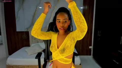 lia_16_ online show from April 30, 11:05 am