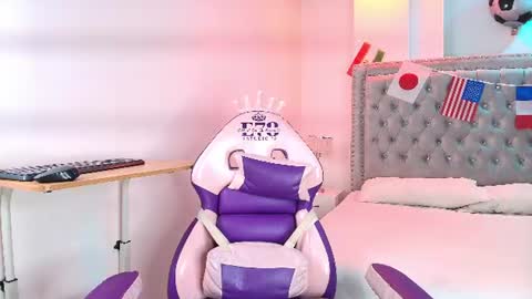 Lia  online show from June 26, 4:06 am