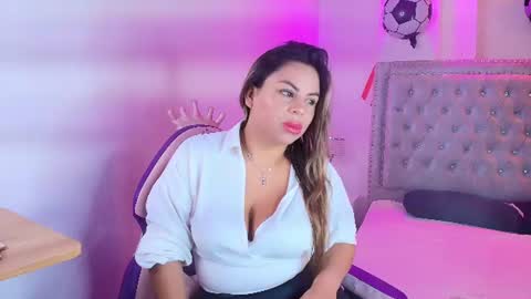 Lia  online show from July 11, 4:04 am