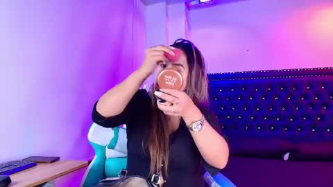 Lia  online show from July 29, 3:37 am