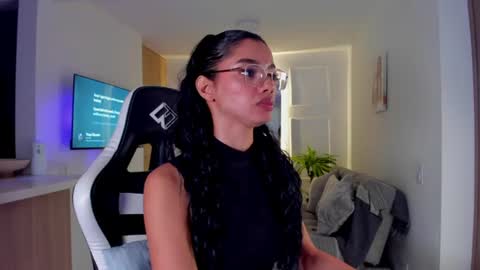 Snapshot of lia_girl2 chatting on August 1, 11:58 pm Lia online show from August 1, 11:58 pm