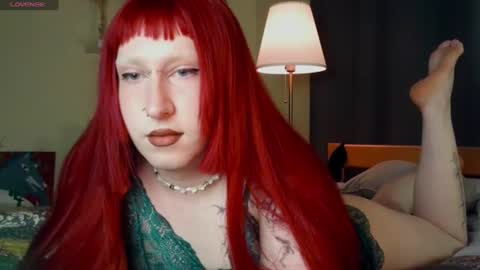 lia_grl online show from June 27, 12:15 am