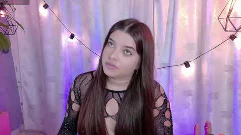Snapshot of lia_little18 chatting on July 26, 9:00 pm lia_little18 online show from July 26, 9:00 pm