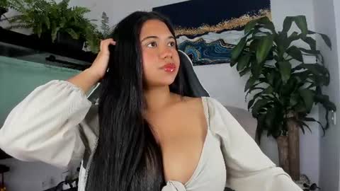 lia_lovelly online show from August 3, 5:27 pm