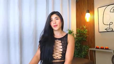 Snapshot of lia_mar_ chatting on November 7, 6:19 pm LIA online show from November 7, 6:19 pm